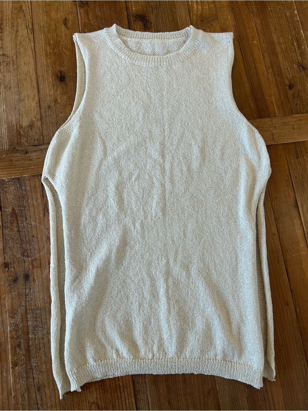 Sleeveless Side slit Knit Tank Top - Cream